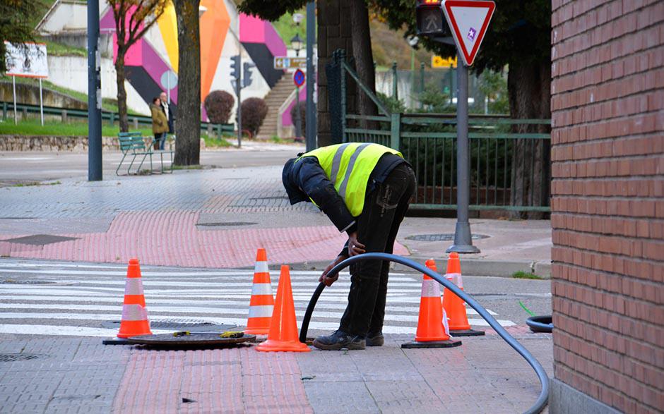 comment déboucher des wc Meaux